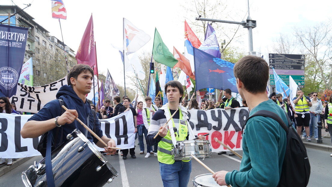 Studenti maratonci stigli u Brisel: Najavljeno da će se sastati sa Martom Kos