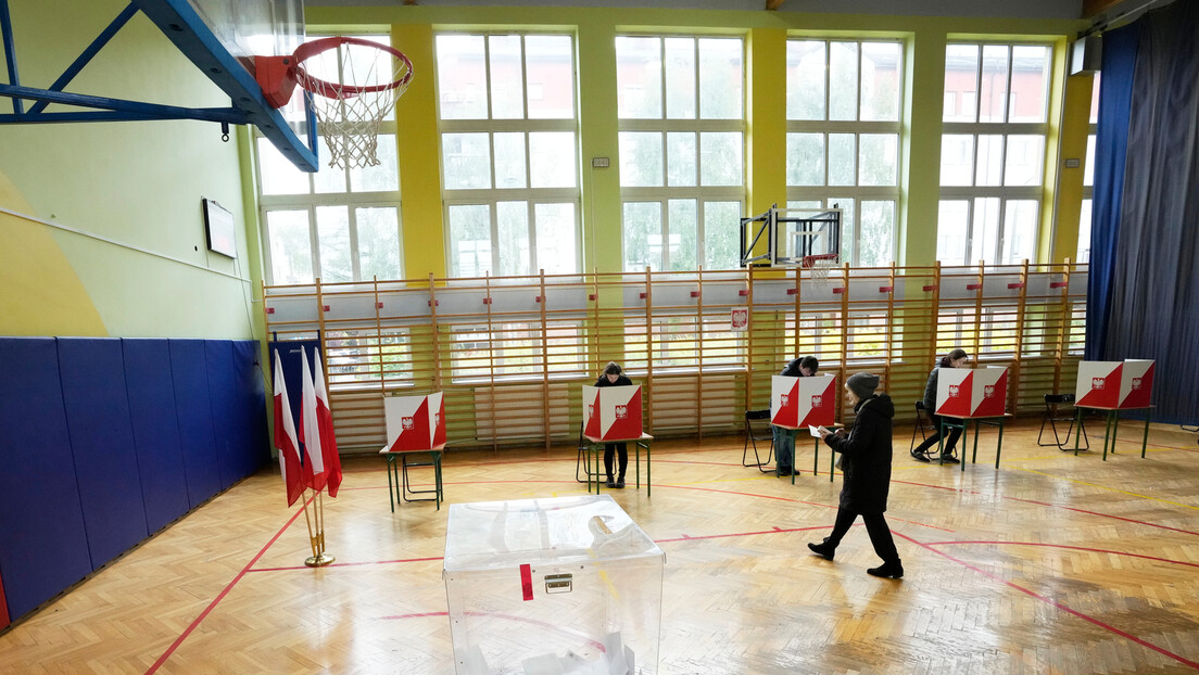Poljska ide u drugi krug predsedničkih izbora: U trci Tšaskovski i Navrocki