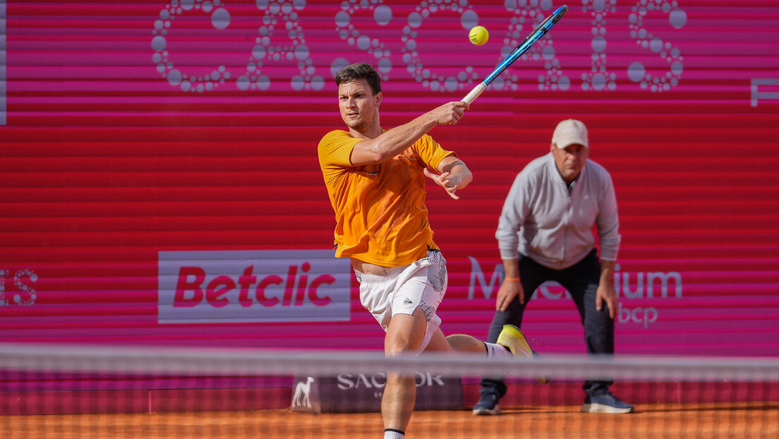 Kecmanović ubedljivo poražen u Ženevi, Novak ostao jedini srpski predstavnik na turniru