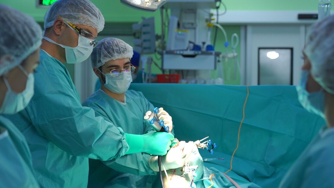 Mini-robot ortoped obavio prvih 30 zahvata: Moskva na liderskoj poziciji u svetu medicinske robotike