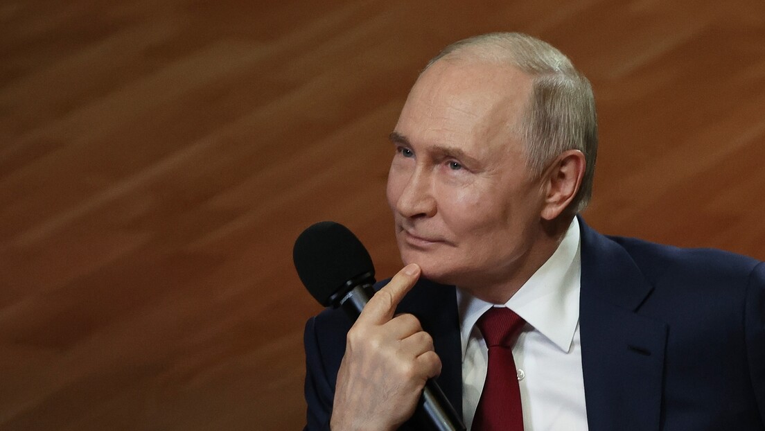 Vladimir Putin: Prava roditeljska ljubav se iskazuje poštovanjem detetovog izbora