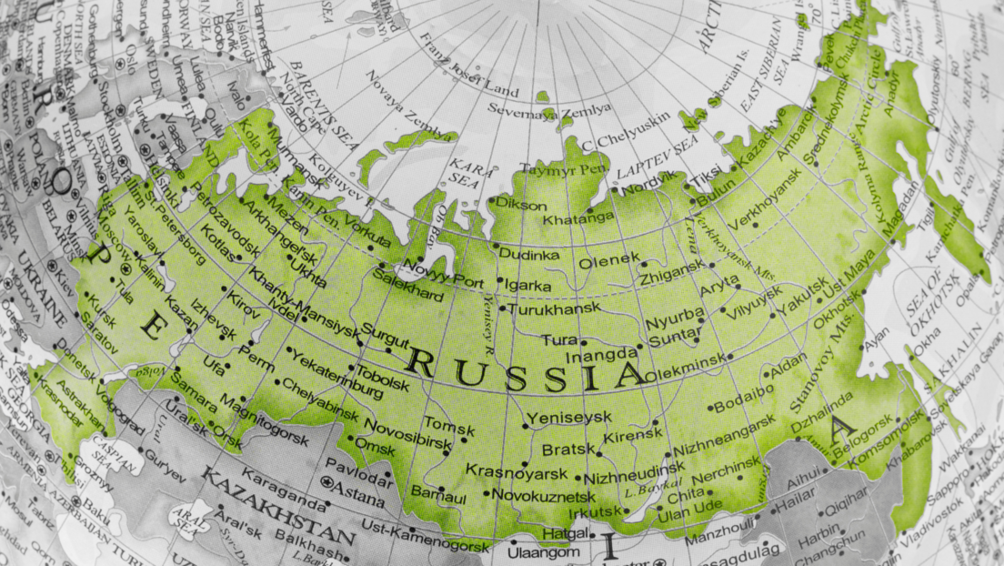 Rusija u brojkama: 11 vremenskih zona, 193 naroda, 2 miliona jezera, granice duže od 60.000 km