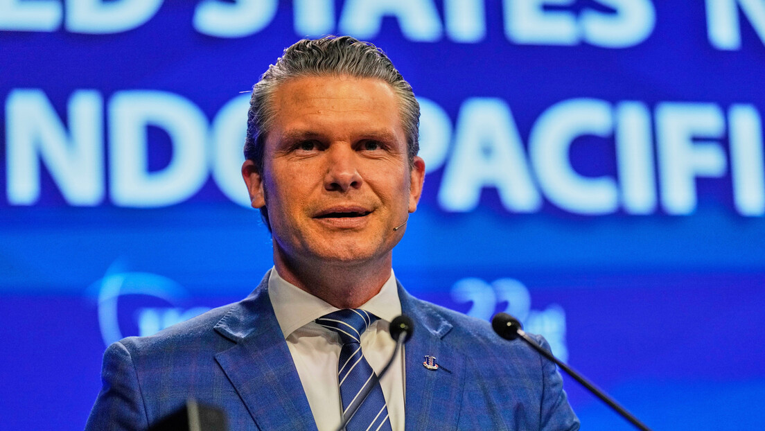 Jasna i neposredna opasnost: Hegset upozorio na kinesku pretnju, pozvao na veća izdvajanja za odbranu