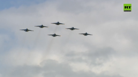 Припрема белоруских пилота за Параду победе у Минску