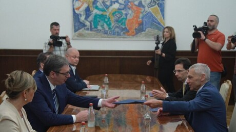 Vučić se vraća redovnim obavezama: Sastao se sa ruskim ambasadorom Bocan-Harčenkom