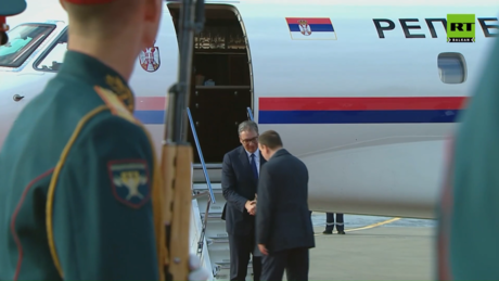 Председник Србије допутовао у Москву (ВИДЕО)