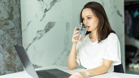 Dehidrirani ste, a niste zaboravili da pijete vodu? Evo šta može biti uzrok