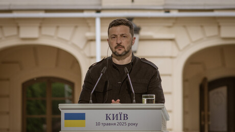 Zelenski ponovo zahteva: Ukrajina je spremna za sastanak ako Rusija potvrdi prekid vatre od sutra