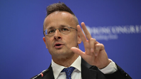 Сијарто побеснео: Брисел да престане да се меша у унутрашњу политику Мађарске