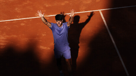 Музетију не помаже ни подршка са трибина, Алкараз је први финалиста Рима