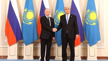 Snažno partnerstvo i srdačne čestitke: Putin i Tokajev razgovarali telefonom