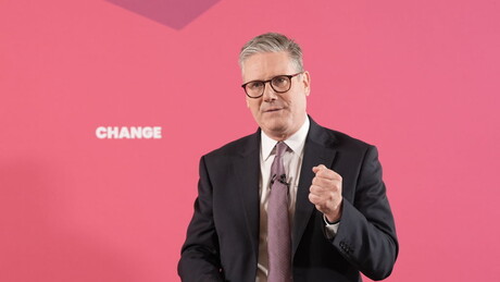 Ко подмеће пожаре око Стармера и зашто британска штампа ћути?