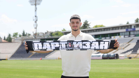 Partizan čuva svoju decu: Profesionalni ugovor i za omladinca Ninića