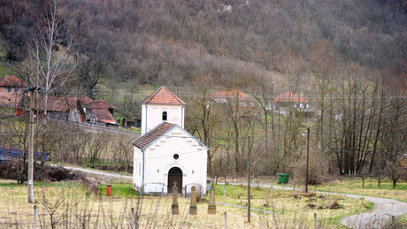 Kako su utihnula crvena zvona u Bradini: Godišnjica krvavog zločina nad Srbima, krivci nekažnjeni