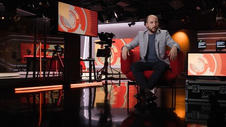 "Političko-propagandni program": Trampova imperija uzvraća udarac?
