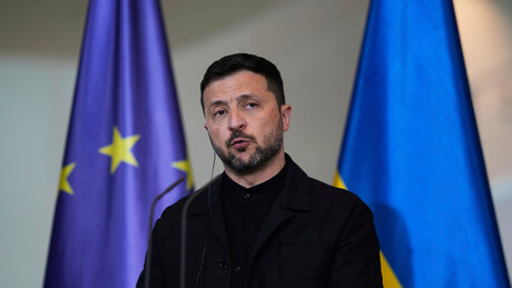 Zelenski moli da ga pozovu na NATO samit