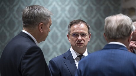 Ukrajina preti porodici ruskog pregovarača: I deca Medinskog u "Mirotvorcu"