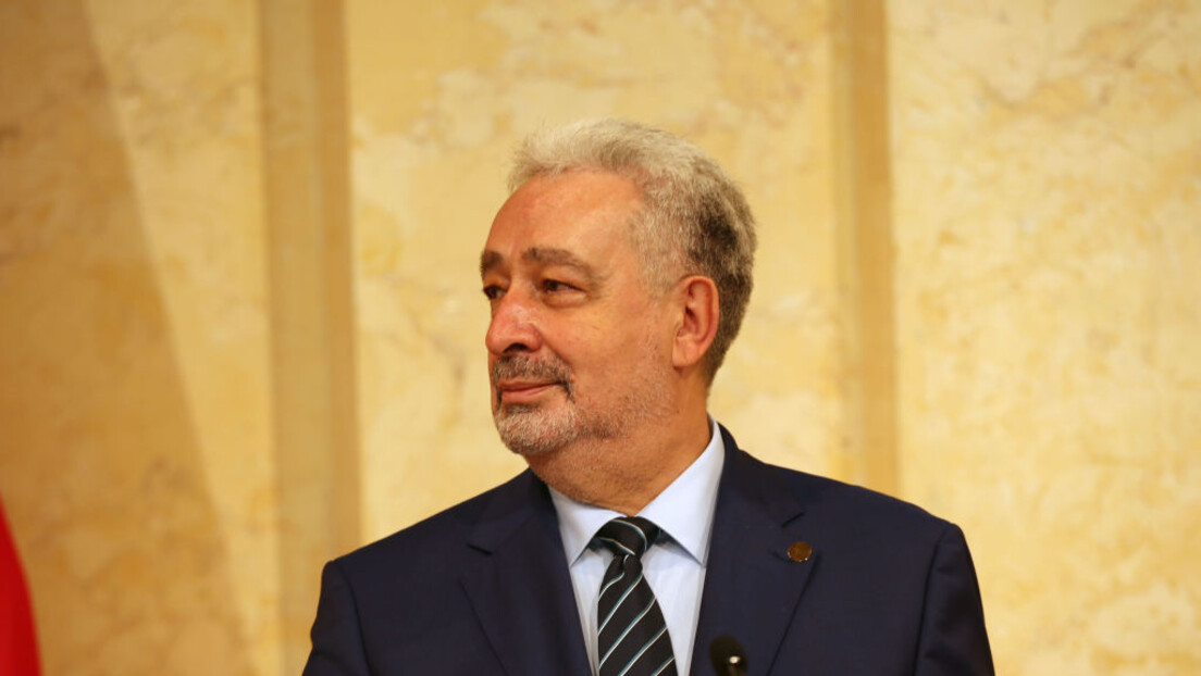 Krivokapić lupio i ostao živ: Na Crnu Goru je pala nadstrešnica