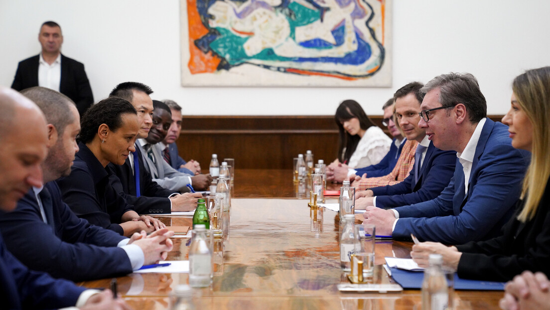 Vučić sa delegacijom MMF-a: Prioritet da sačuvamo teško stečenu reputaciju fiskalno odgovorne države
