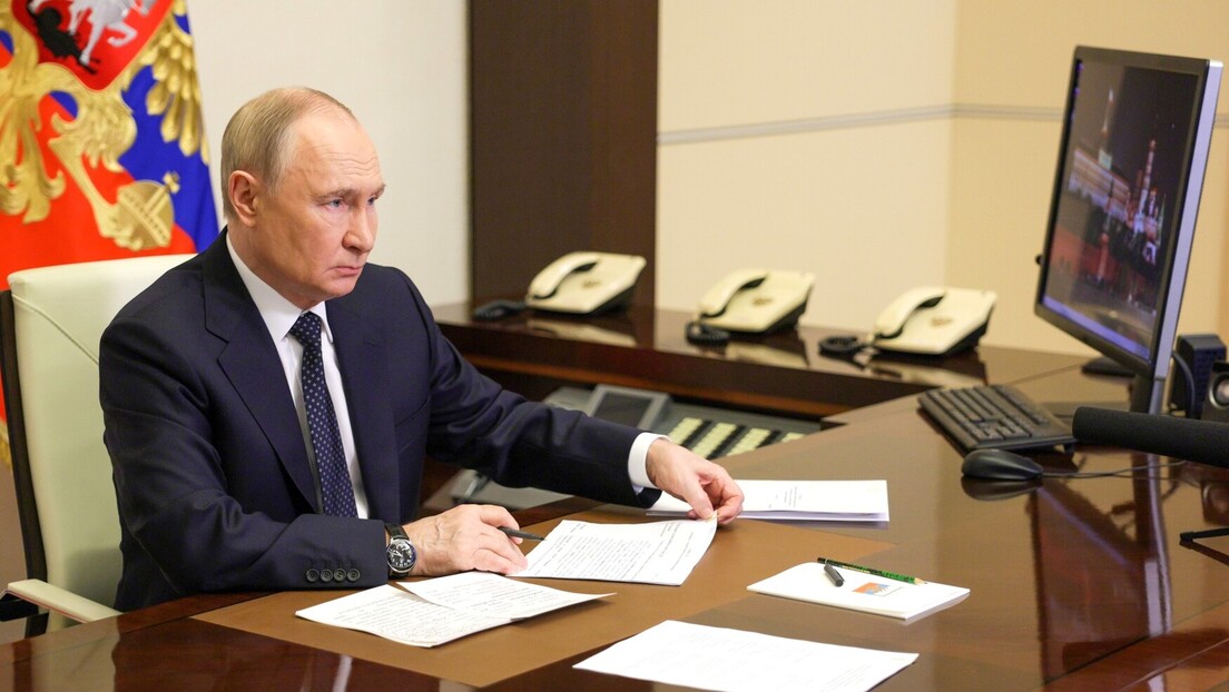 Putin: Ruski jezik odražava naše moralne vrednosti, kulturu i samostalnost