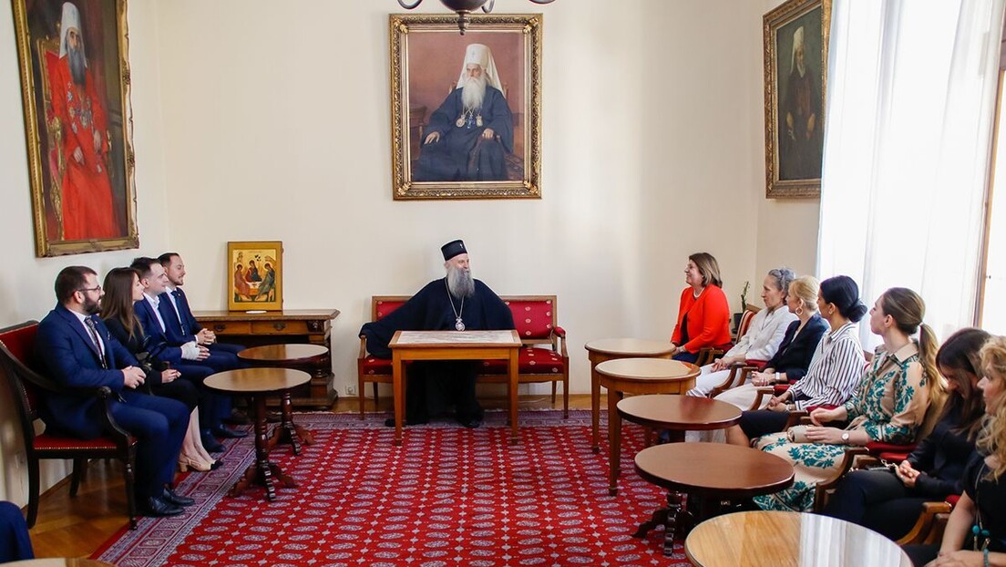 Patrijarh Porfirije razgovarao sa budućim diplomatama: Među njima i kandidat SPC