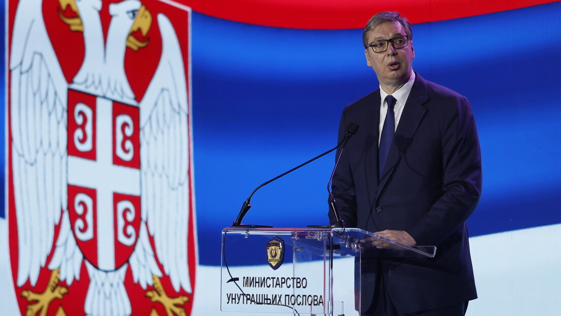 Vučić: Nije lako biti policajac
