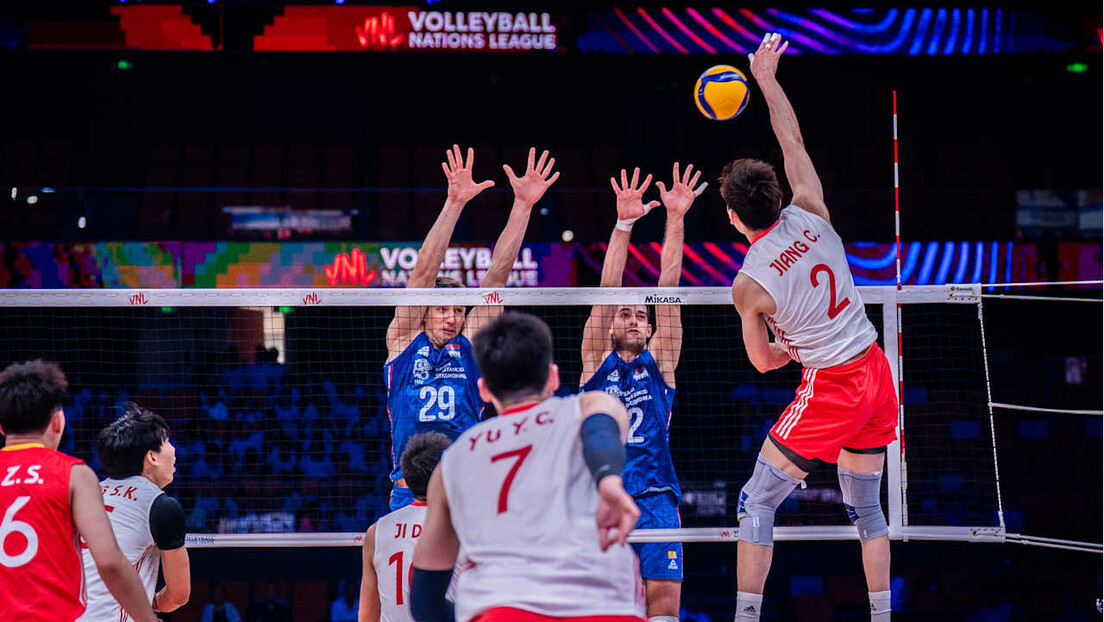 Odbojkaši Srbije ovo ne pamte – Kinezi im očitali lekciju i pobedili prvi put u istoriji