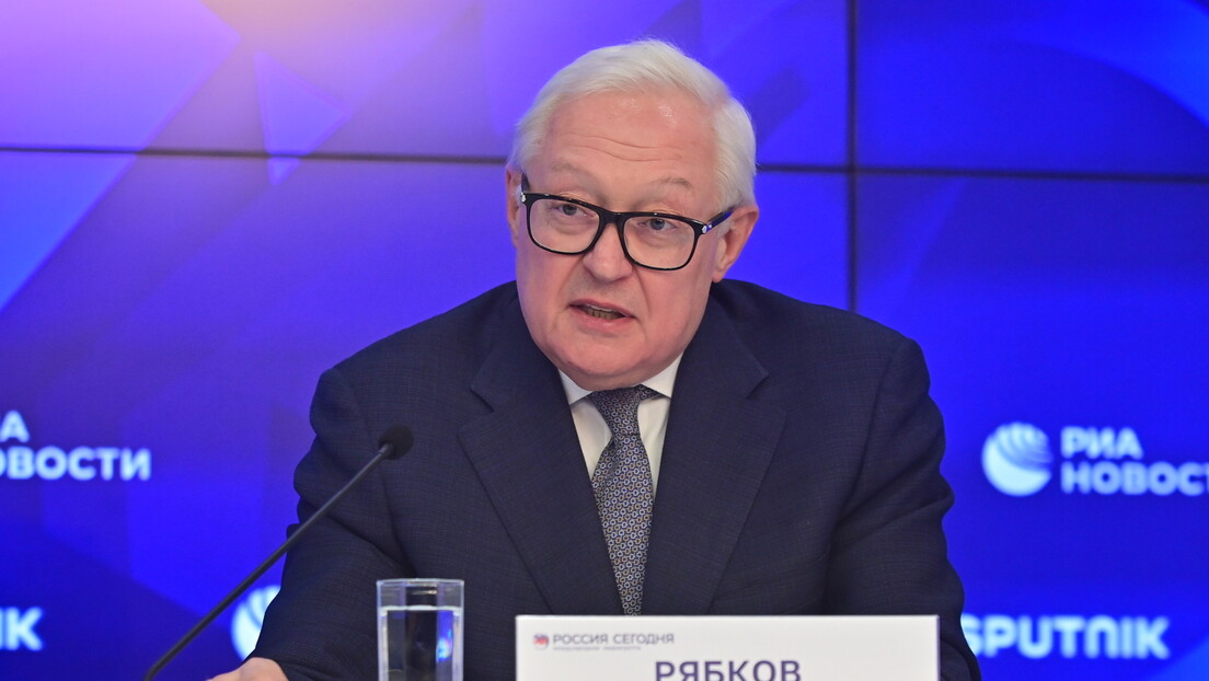Русија: Запад дао зелено светло Израелу да нападне Иран