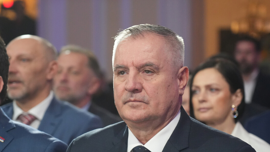 Višković o britanskom planu za migrante: BiH nije sabirni centar