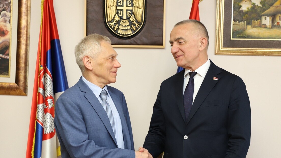 Bocan-Harčenko posetio Ministarstvo pravde