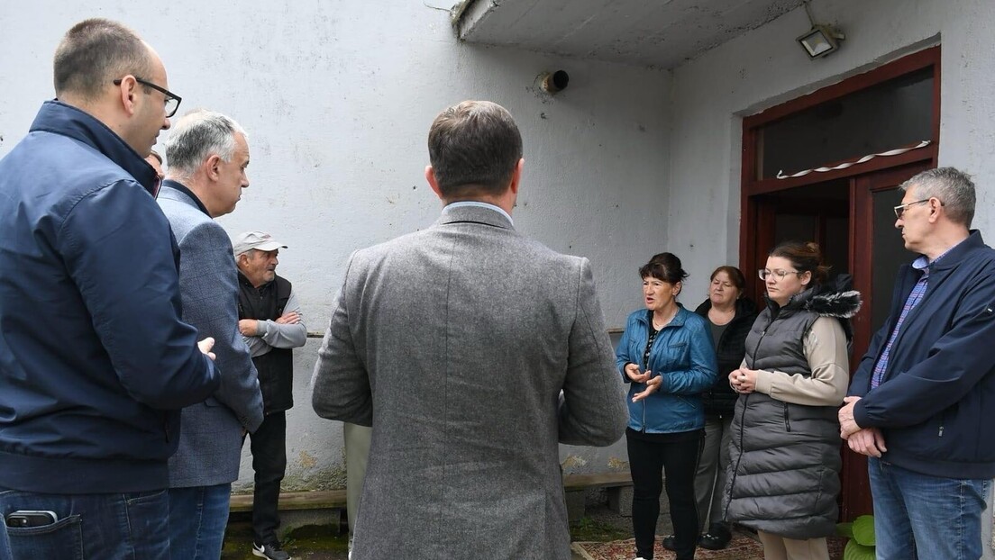 Pritisak na Srbe na KiM ne popušta: Zamenjena brava na stanu raseljenog lica iz Leposavića