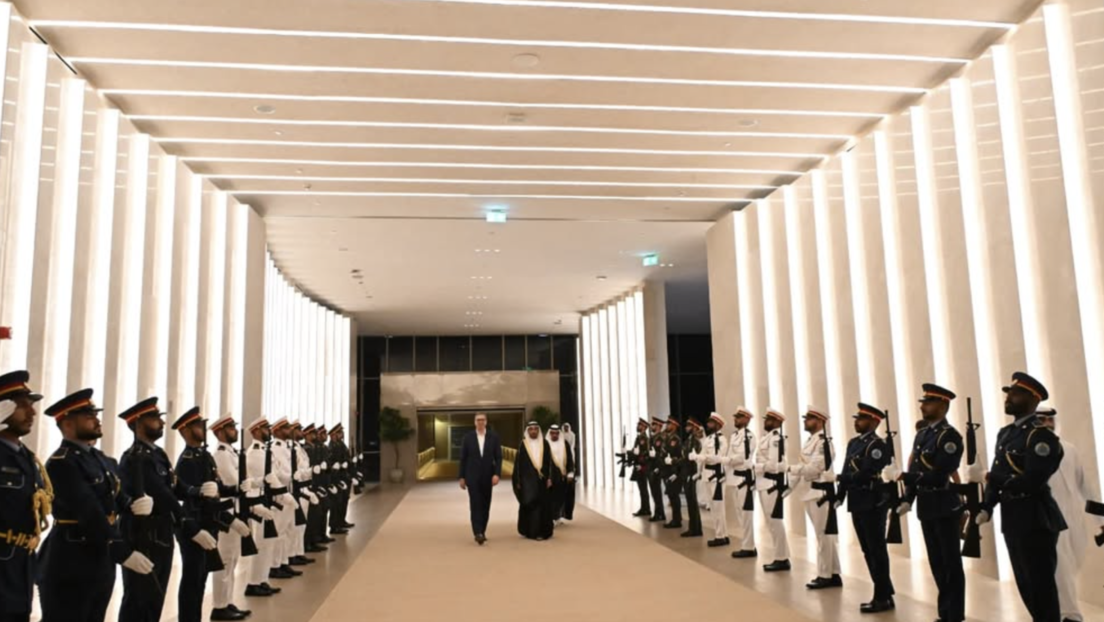 Vučić doputovao u Abu Dabi: Fokus na dalji razvoj bilateralnih odnosa i nove projekte