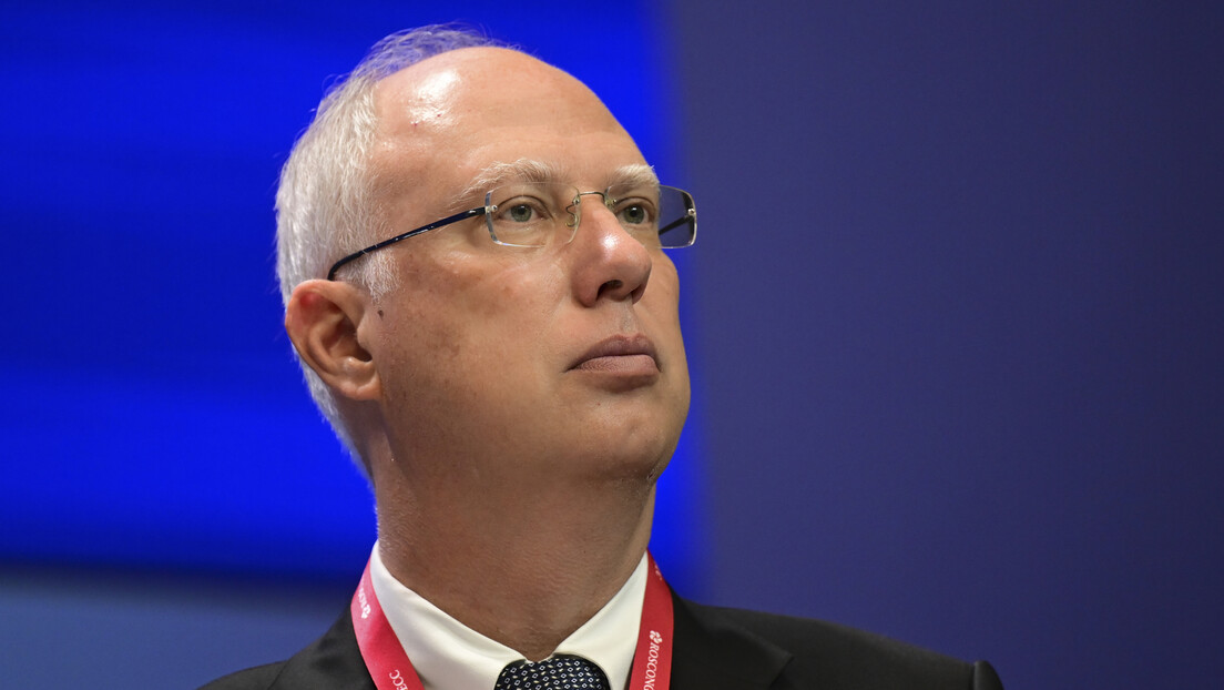 Dmitrijev: "Roskosmos" ima aktivnu komunikaciju sa Maskovim timom o saradnji