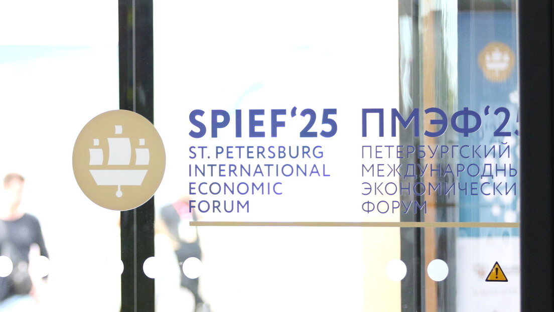 Panel Rika Sančeza o slobodi govora na SPIEF 2025: Zapad protiv BRIKS-a