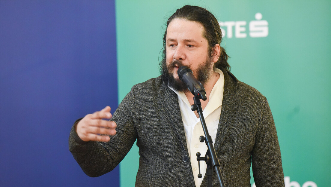 Nagrada "Vladan Desnica" Muharemu Bazdulju za roman "Limeni lijes za Zaimović Zejnu"