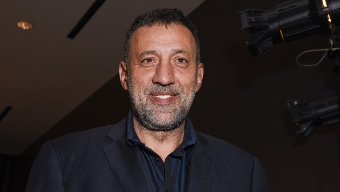 Divac poslao poruku posle ugradnje veštačkog kuka: Dobro sam, idemo napred!