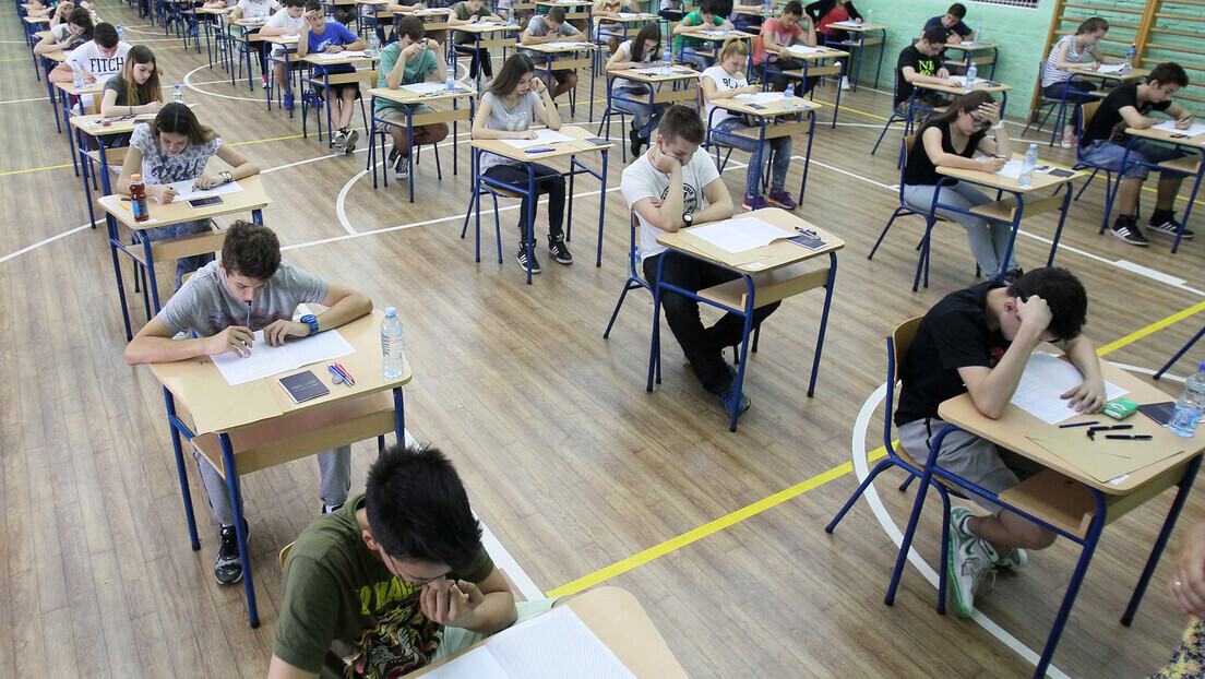 Mali maturanti danas polažu završni ispit iz izbornog predmeta