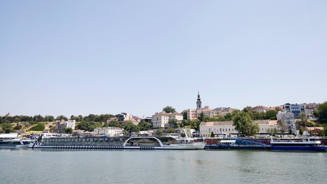 Kratkoročno olakšanje: Temperatura u padu, popodne povremeni pljuskovi i jak vetar