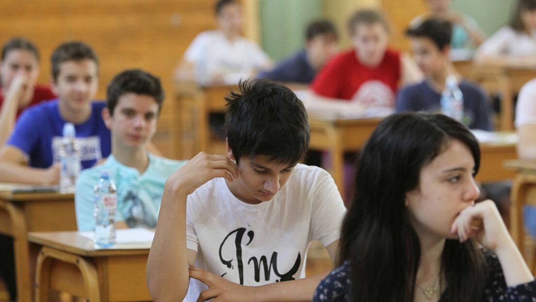 Prvi rezultati male mature: Prosečan broj poena na testu iz srpskog 11,61, iz matematike 11,63