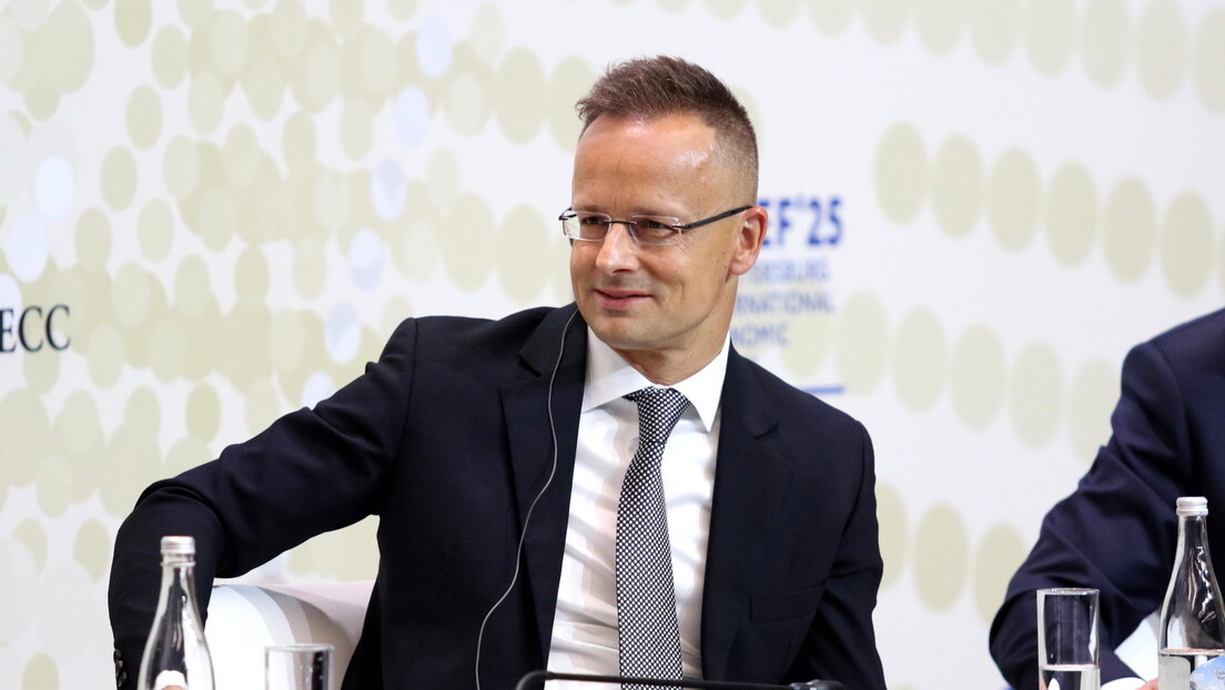 Sijarto: SAD ukinule sankcije Rusiji koje su ometale izgradnju nuklearne elektrane Pakš-2