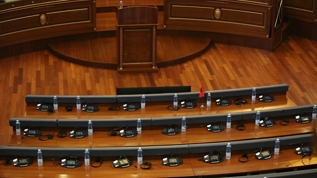 Apsurd za Ginisa: Ni iz 39. pokušaja nije konstituisana skupština tzv. Kosova