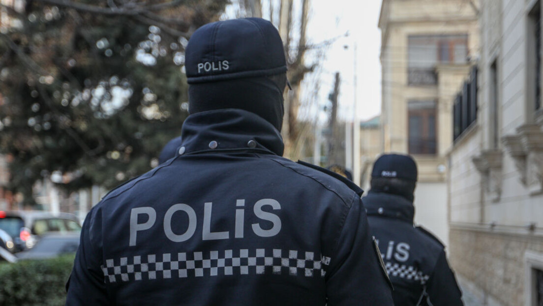 Hladni rat Bakua i Moskve: Policija upala u "Sputnjik Azerbejdžan"