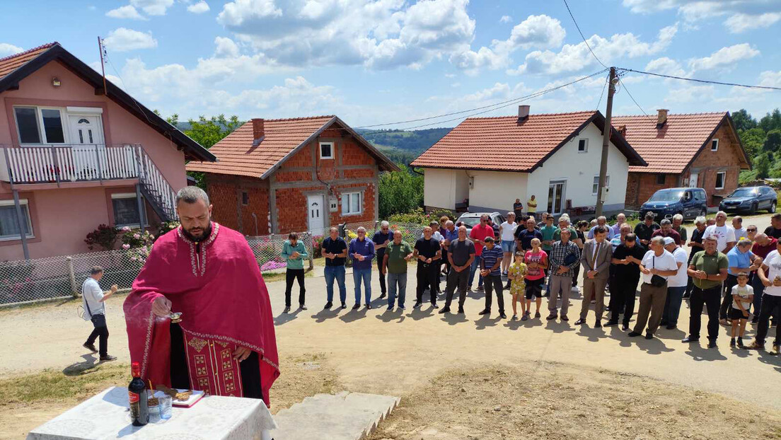 Još jedna krvava godišnjica: Obeležene 33. godine od zločina nad Srbima u Srebrenici
