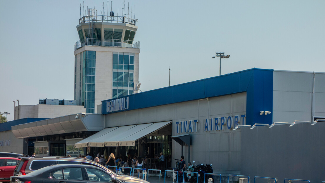 Hapšenje posle lažne dojave o bombi u avionu iz Beograda