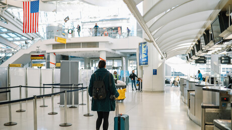 Zabrana putovanja u SAD za državljane 12 zemalja stupila na snagu