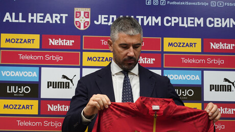 Nije se dugo zadržao u reprezentaciji – Kolarov napustio "orliće" i prihvatio Inter
