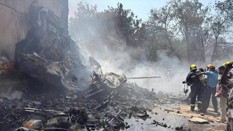 Putnički avion sa 242 putnika se srušio u Indiji, policija: Najverovatnije nema preživelih