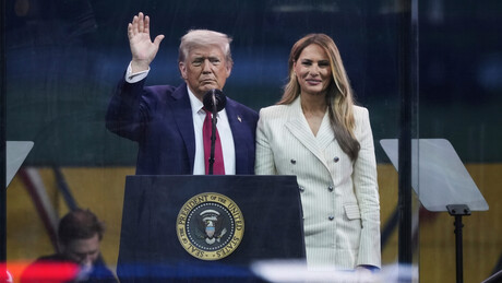 Tramp sa vojne parade poručio: Svaka druga zemlja slavi svoje pobede, vreme je da to učini i Amerika