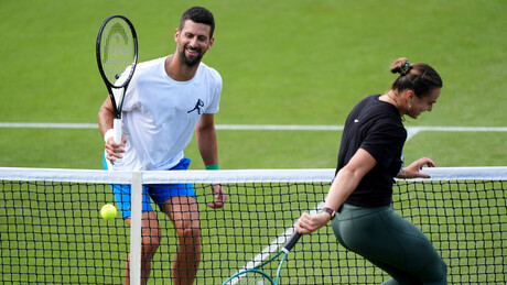 Novak i Arina zajedno trenirali u Londonu – smeh i zabava na sve strane (VIDEO)