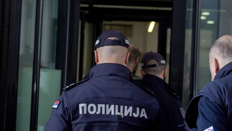 Saslušano 29 od 30 osmunjičenih za napad na policiju: Tužilaštvo traži pritvor za 27 osoba